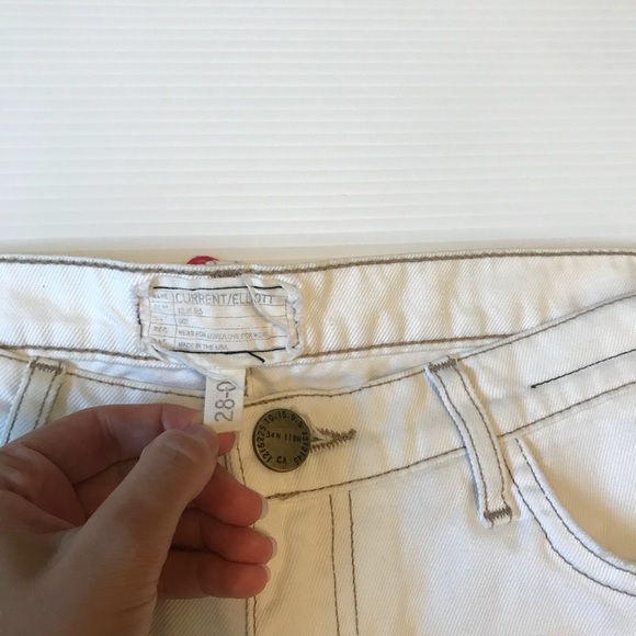 Current Elliott NEW Frayed Flip flop flare jeans - Picture 3 of 7